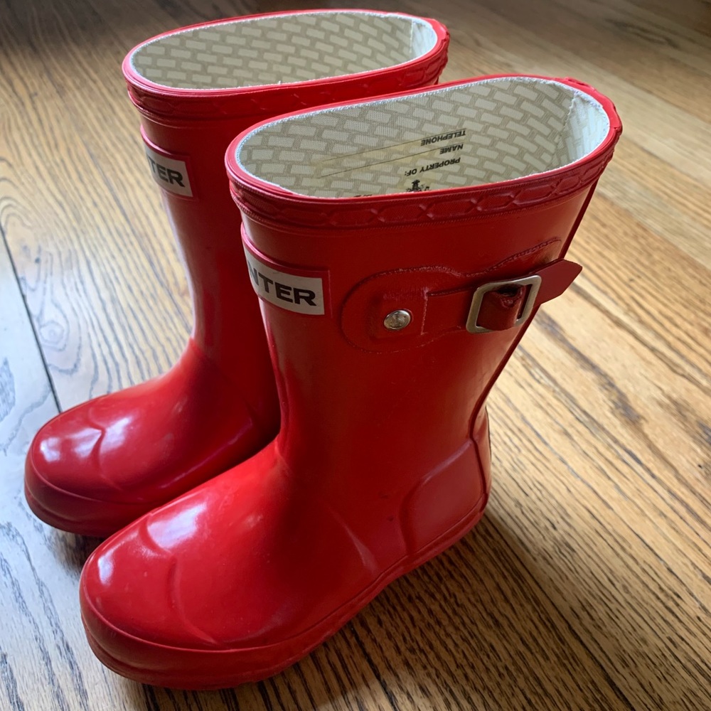 Size 10 kids red hunter boots